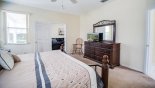 Villa rentals in Orlando, check out the Master bedroom with LCD cable TV