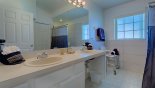 Villa rentals near Disney direct with owner, check out the Master 1 ensuite bathroom equipped with accessible facilities