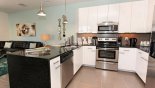 Townhouse rentals in Orlando, check out the Fully fitted kitchen with quality appliances