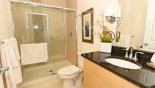 Downstairs Jack & Jill bathroom with walk-in shower - www.iwantavilla.com is the best in Orlando vacation Townhouse rentals