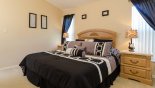 Master 2 bedroom with queen sized bed - www.iwantavilla.com is your first choice of Villa rentals in Orlando direct with owner