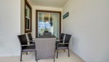 Townhouse rentals in Orlando, check out the Patio doors leading directly to lanai seating area