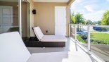 Townhouse rentals near Disney direct with owner, check out the Quality sun loungers with comfortable padded base