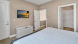 Townhouse rentals in Orlando, check out the Master bedroom #2 with wall mounted LCD cable TV