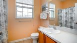 Spacious rental Windsor Hills Resort Condo in Orlando complete with stunning Family bathroom with bath & shower over, single vanity & WC