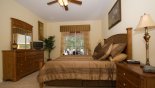 Queen Palm 2 Villa rental near Disney with Master 1 bedroom with ceiling fan and flat screen TV